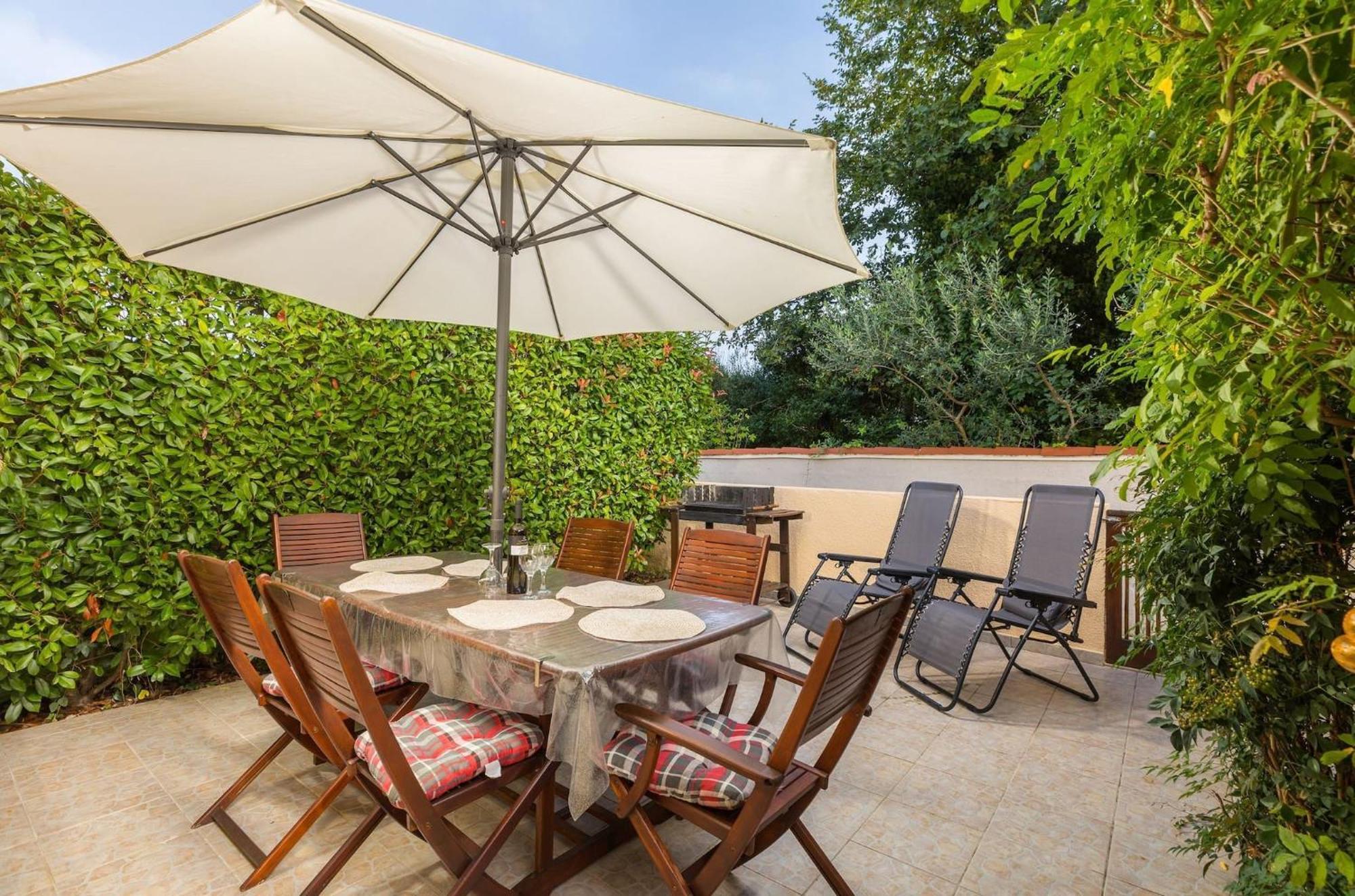 Apartment Buneta With Relaxing Outdoor Area Ližnjan Zewnętrze zdjęcie